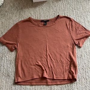 Burnt orange size M ribbed tshirt